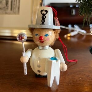 Vintage Steinbach Dentist Ornament with Silver Hat and Tooth